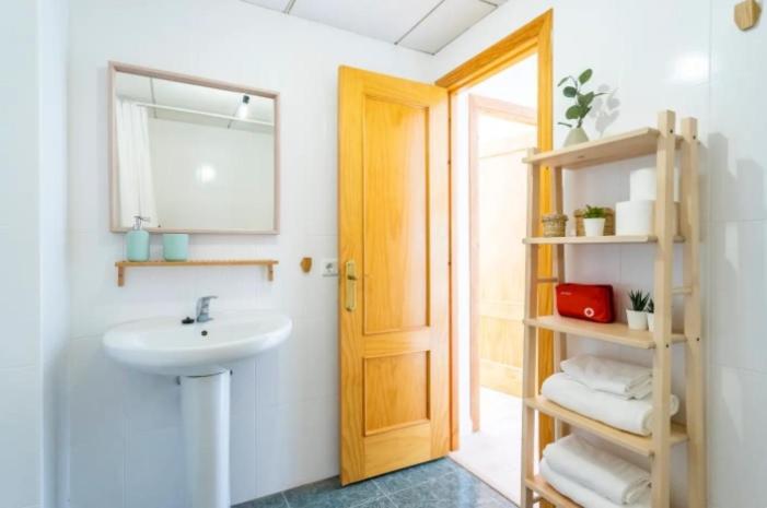 Apartamento Minaga 2 Нерха Екстер'єр фото